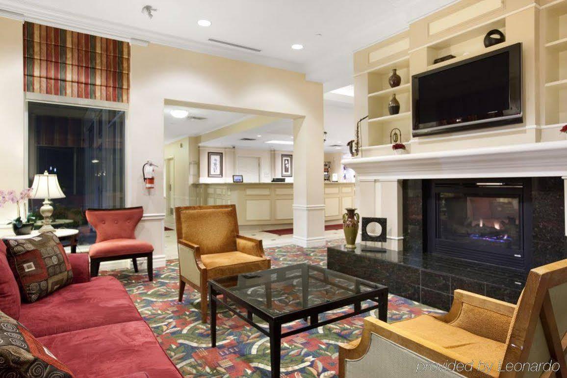 Hilton Garden Inn West Edmonton Ngoại thất bức ảnh