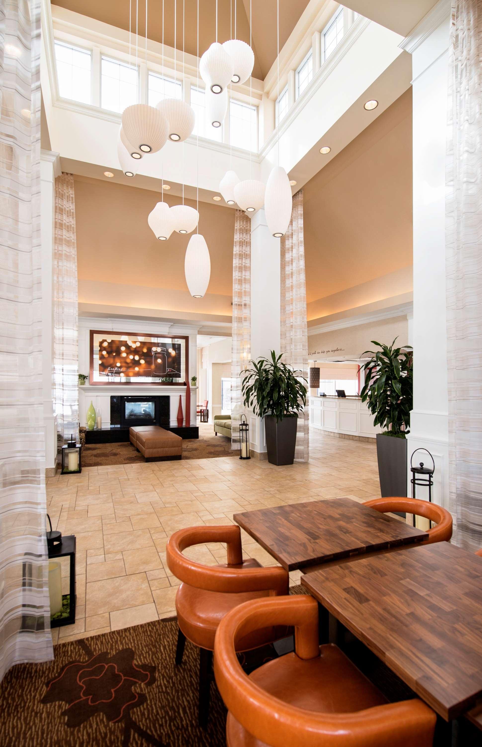 Hilton Garden Inn West Edmonton Ngoại thất bức ảnh