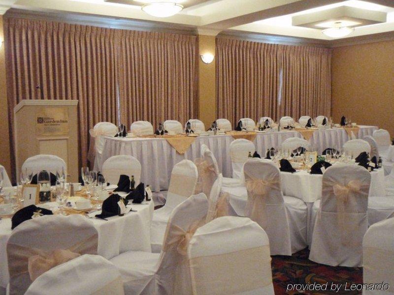 Hilton Garden Inn West Edmonton Nhà hàng bức ảnh