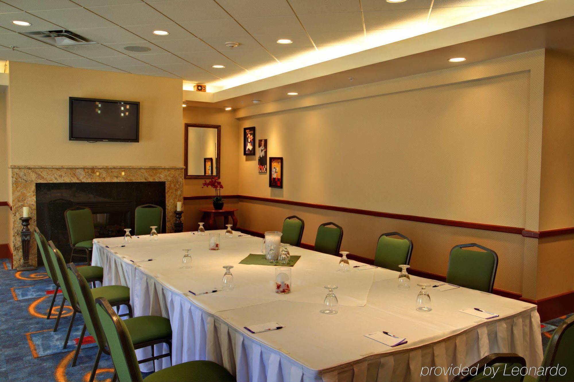 Hilton Garden Inn West Edmonton Tiện nghi bức ảnh